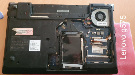 Ноутбук Lenovo G575 (Разборка)